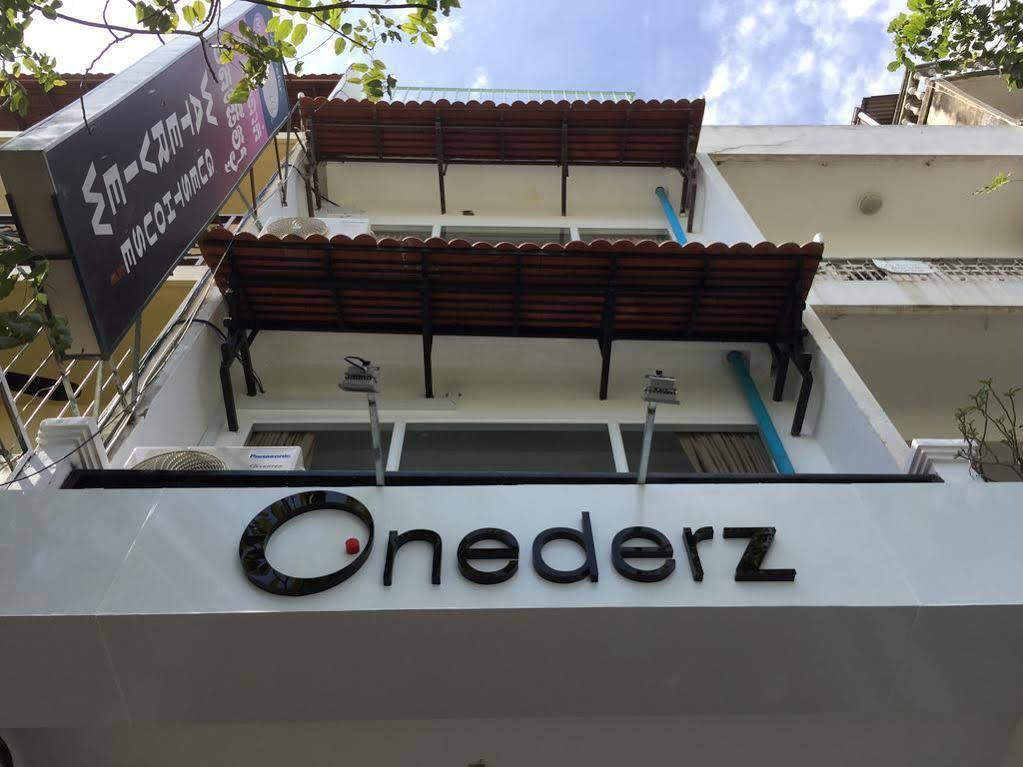 One Stop Hostel Phnom Pen Exterior foto